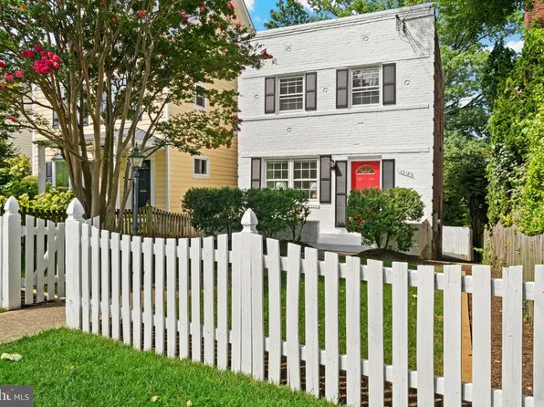 4918 Belt Rd NW, Washington, DC 20016