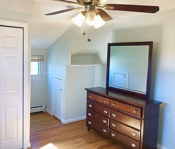 12901 Hathaway Dr — Photo 18