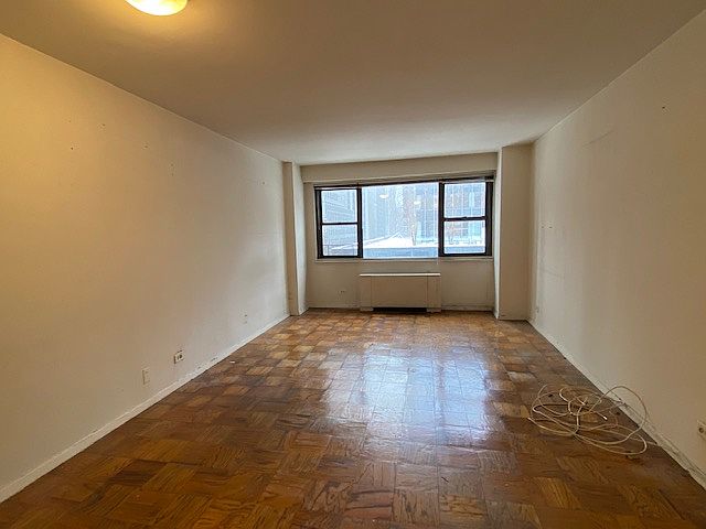 1st image of 300 W 55th St APT 7F