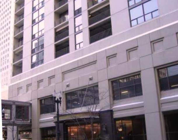 1st image of 200 N Dearborn St Unit 2504