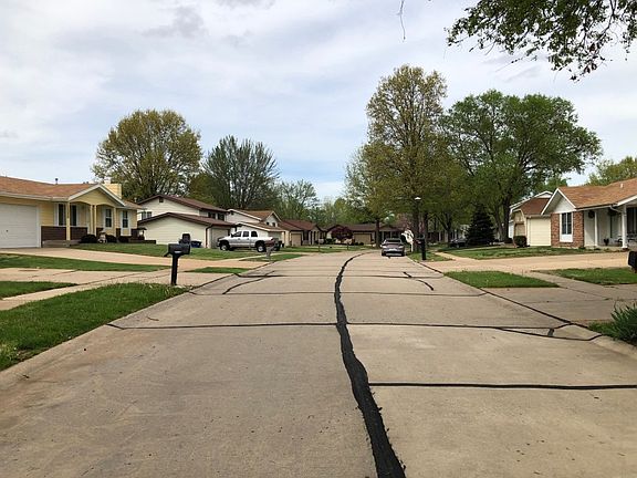 5th image of 4034 Hounds Hill Dr