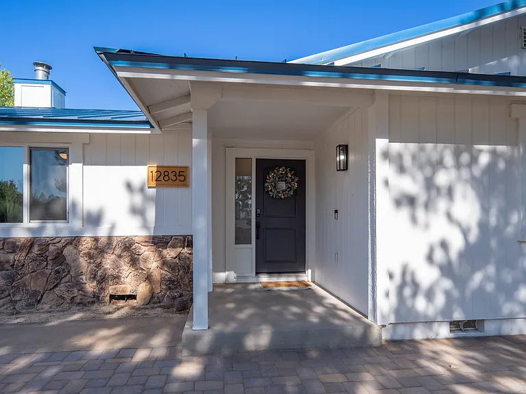 12835 Thomas Creek Rd — Photo 18