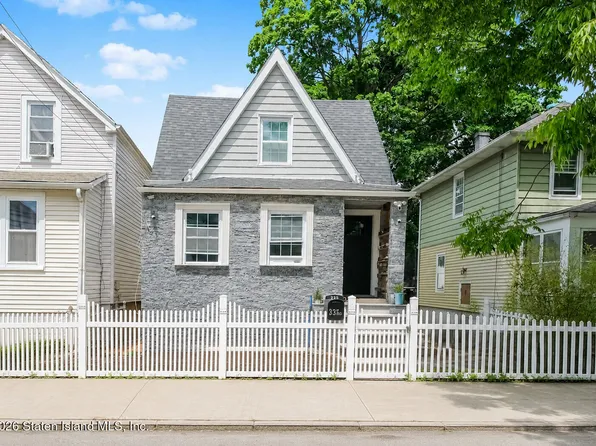 335 Hillside Ave, Staten Island, NY 10304