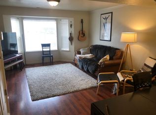 902 E Hamlet Cir S, Midway, UT 84049