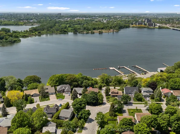 80 Limeridge Dr, Kingston, ON K7K 6L8