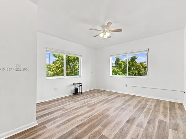 318 NE 80th St #8, Miami, FL 33138