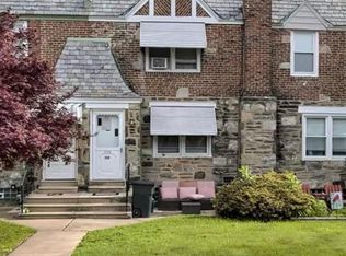 132 Academy Ln, Upper Darby, PA 19082