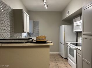7255 W Sunset Rd APT 1024, Las Vegas, NV 89113