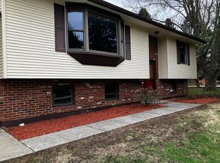 99 Mountain View Dr, Swanton, VT 05488