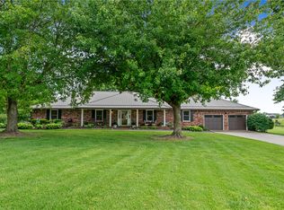 2244 Country Ln, Springdale, AR 72762
