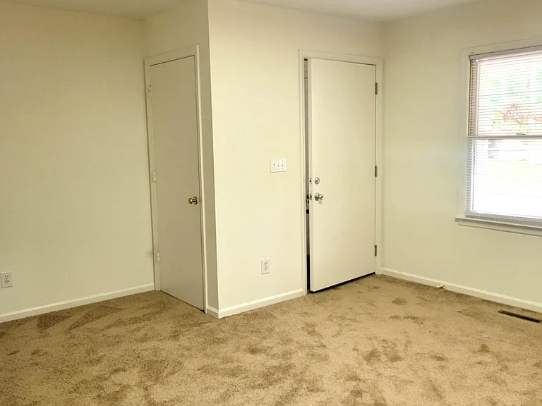 607 Longleaf Rd #B — Photo 5