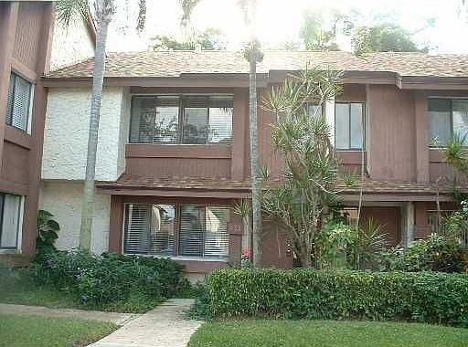 233 WIMBLEDON LAKE DR UNIT 4-22