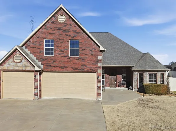 6235 E 144th St N, Collinsville, OK 74021