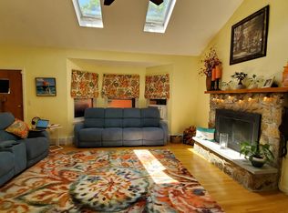 29 S Country Rd, Westhampton Beach, NY 11977