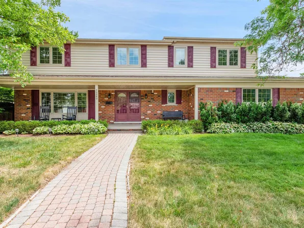 32360 Northampton Dr, Warren, MI 48093