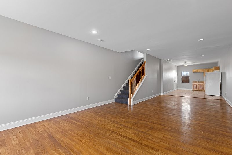 1st image of 1005 N Arlington Ave #1