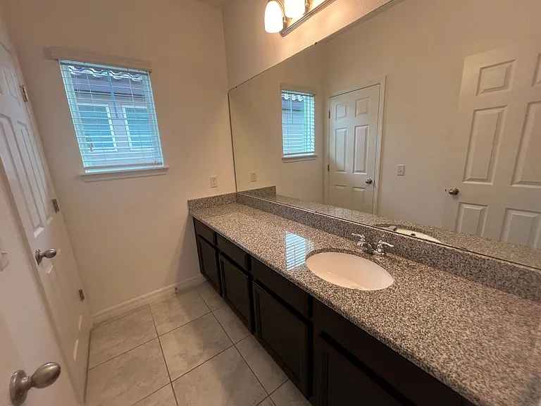 9313 Tyrella Pine Trl — Photo 15
