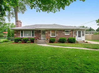 2041 Dushane St NW, Grand Rapids, MI 49504