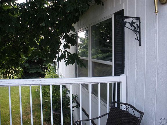 2nd image of 6005 Meininger Dr