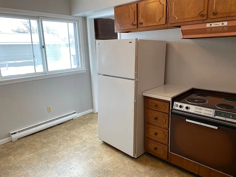 815 3rd St SW — Photo 12