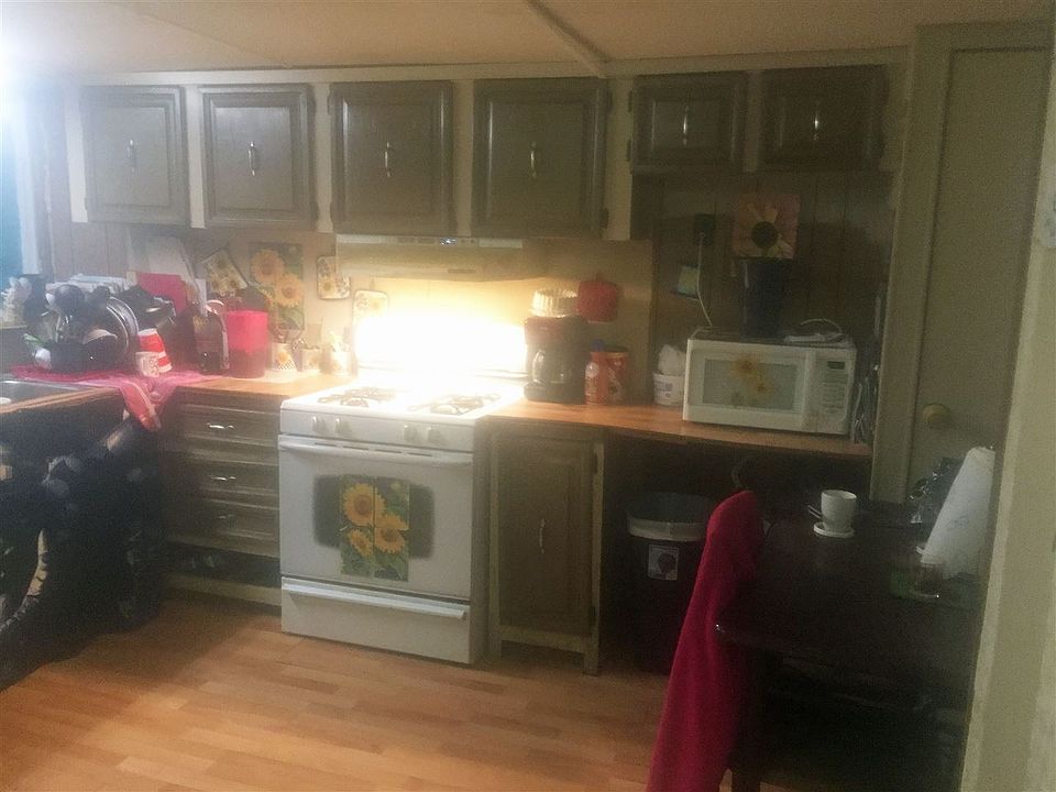2nd image of 2955 1/2 Cedar Pl