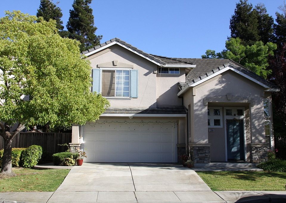 1 - Front of the house