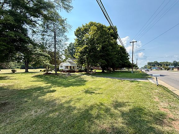 5th image of 1054 Yadkinville Rd