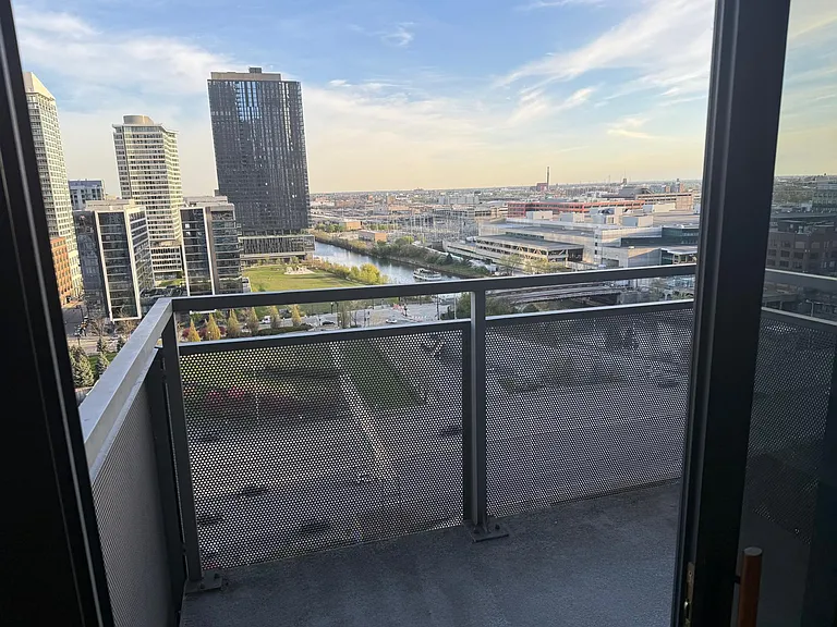 235 W Van Buren St #1806 — Photo 26