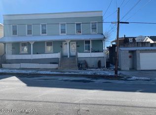 16 Maple St, Plains, PA 18702