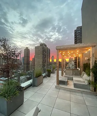 Rented by Bond New York | media 41