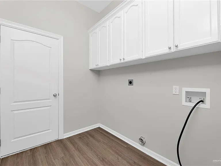 2621 Easy St — Photo 16