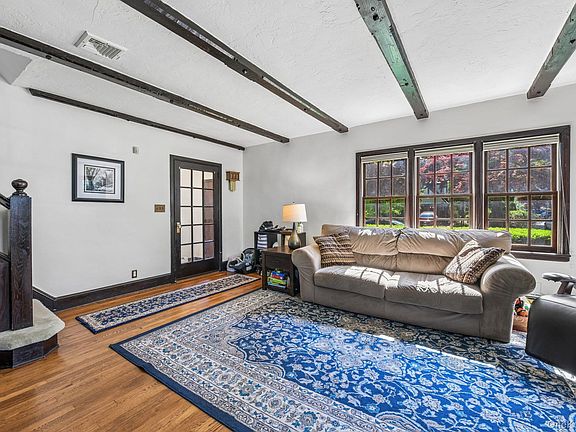 3rd image of 60 Croyden Road