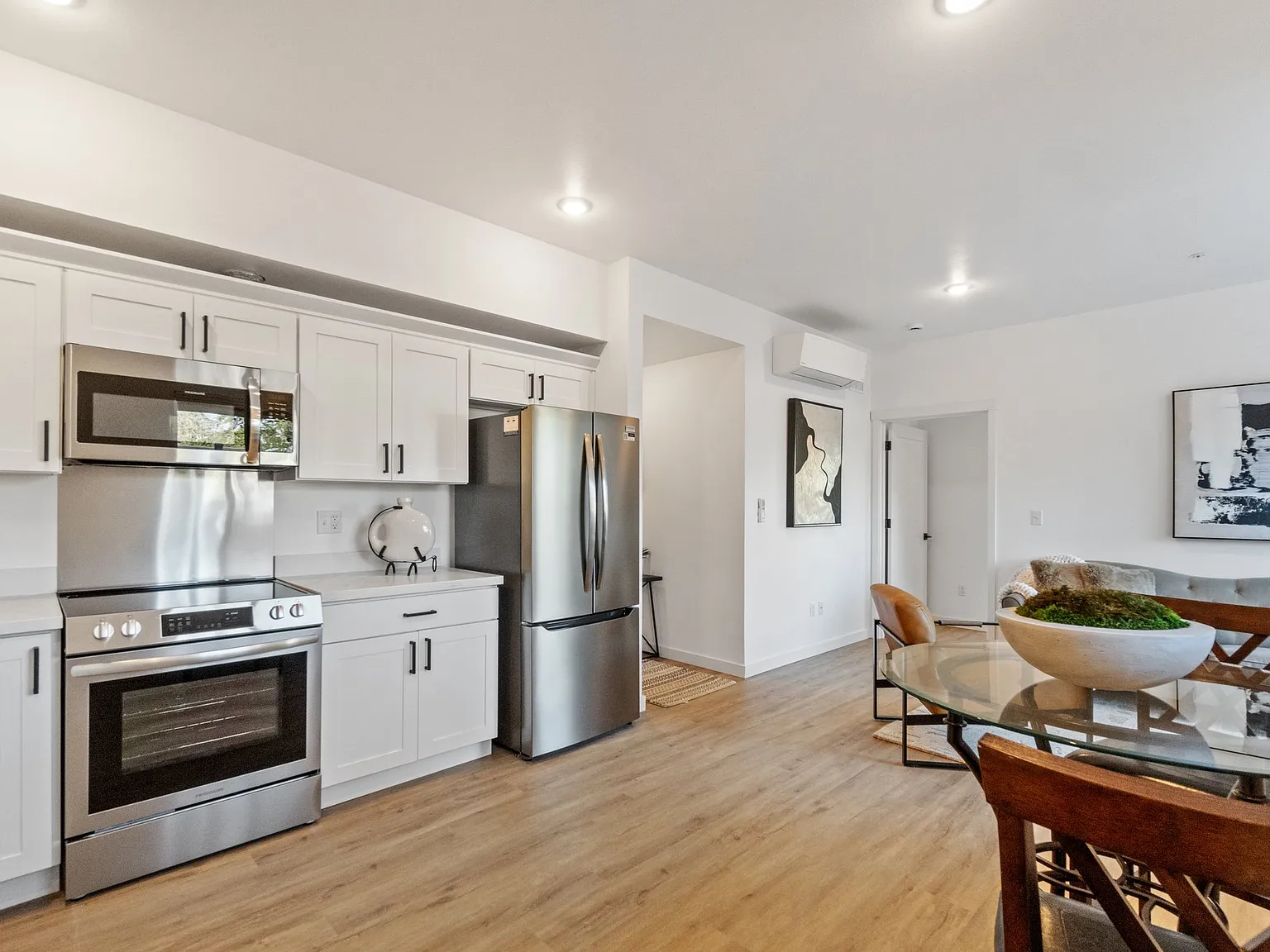 Copperstone Luxury Apartments and Townhomes — Photo 4