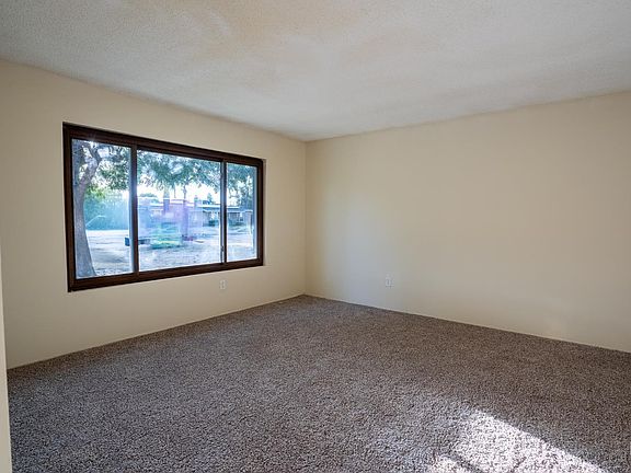 3rd image of 5804 Chandler Way