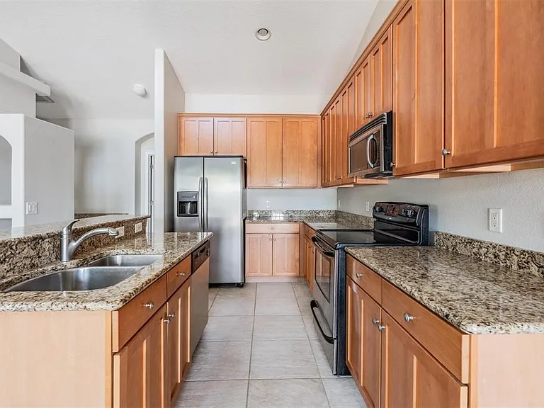 6008 Fishhawk Crossing Blvd #6008 — Photo 13