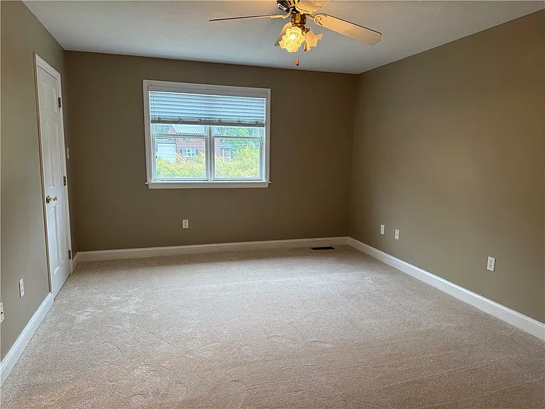 110 Sunny Dell Ln — Photo 12