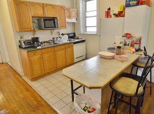 105 Peterborough St #33A, Boston, MA 02215