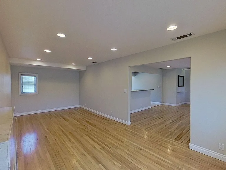 420 Adlena Dr — Photo 13