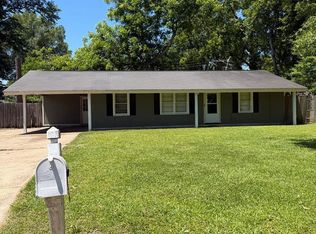 741 Jefferson Dr, Greenville, MS 38701