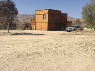 9208 Craver Rd, Morongo Valley, CA 92256