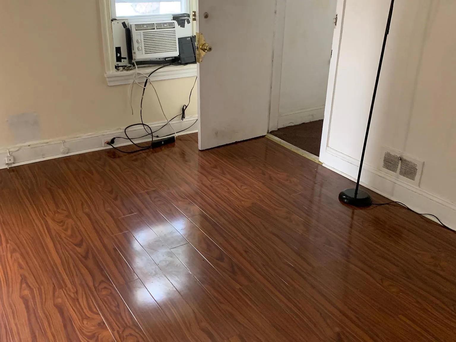 202 35th Street — Photo 4