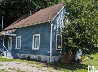 33 Lake Ave, Silver Creek, NY
