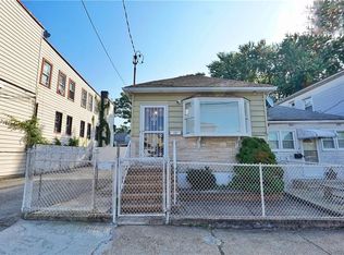 15 Andrews St, Staten Island, NY 10305