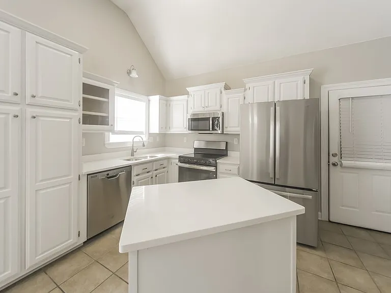 4480 Aberton Dr — Photo 8