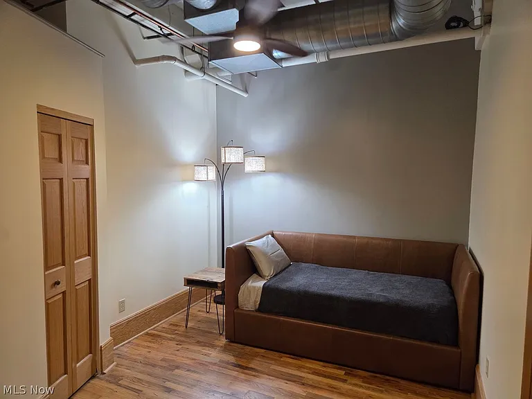 1667 E 40th St #3G — Photo 19