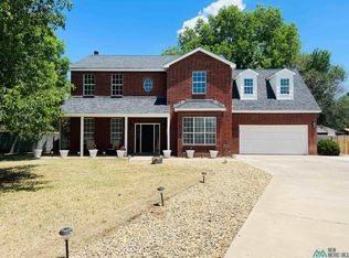 416 Corrine Pl, Carlsbad, NM 88220