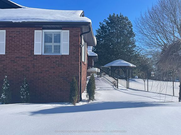 5th image of 911 School Rd