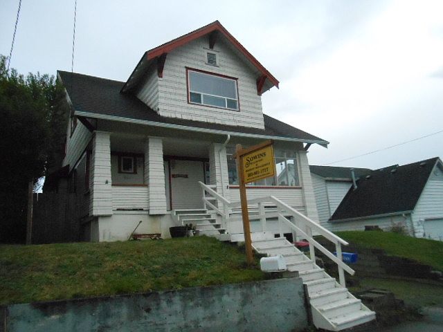 Front Exterior 