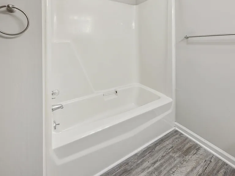 Belmont Heights Apartments & Townhomes — Photo 59