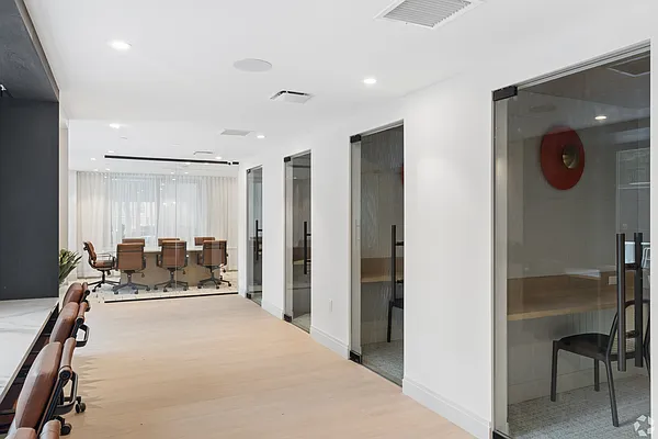 Building, photo 15